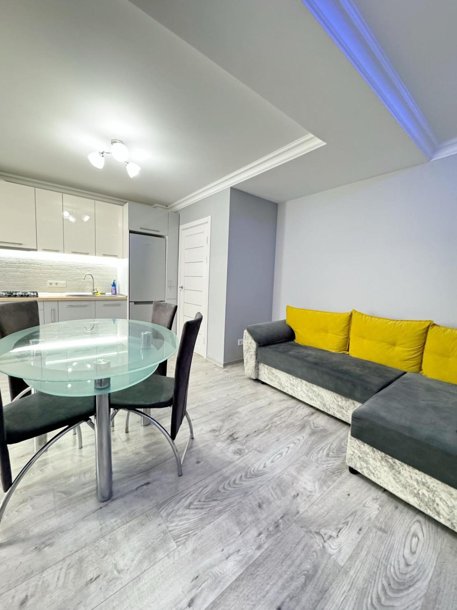 Apartament Bella White *
